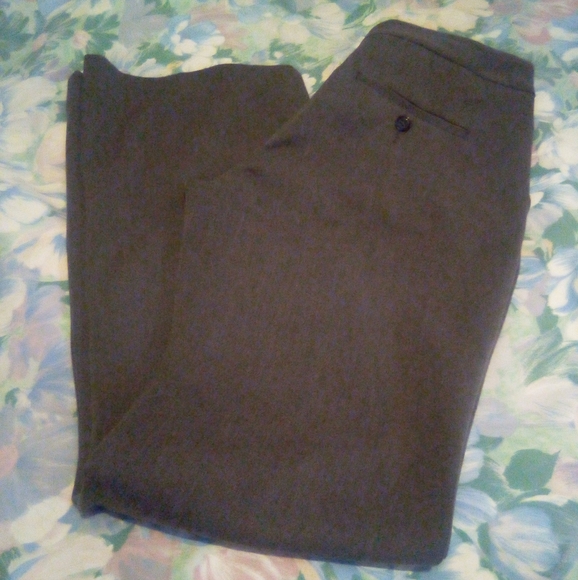 Express columnist size 8 gray pants - Picture 3 of 3